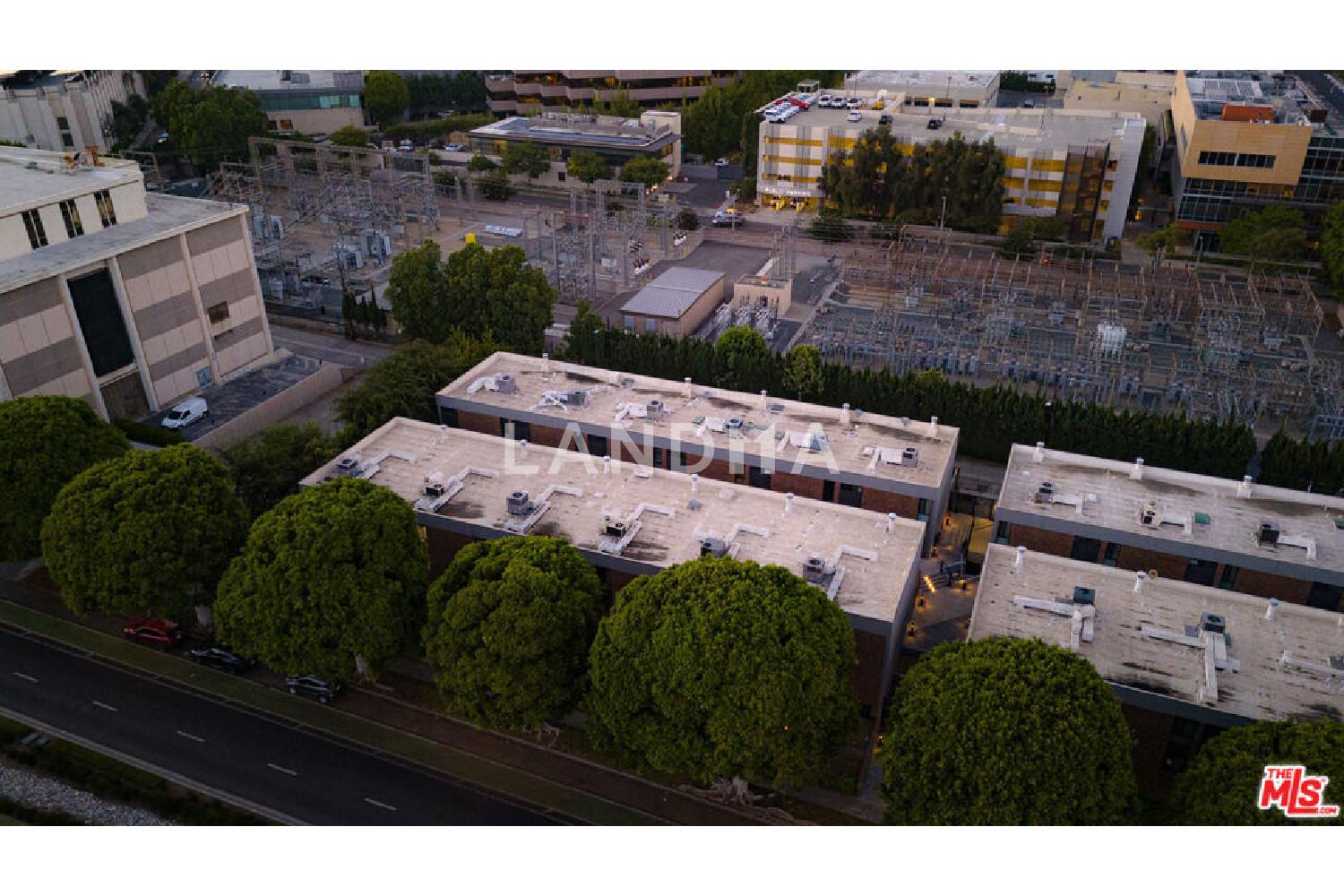 9321 Burton Way #A 官网图片 29