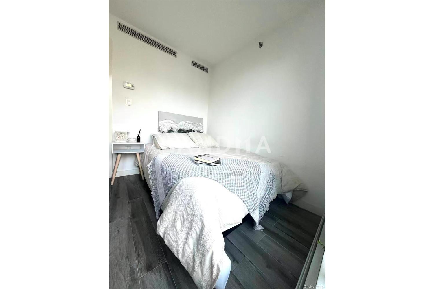 869 57th Street  Unit 205 官网图片 9