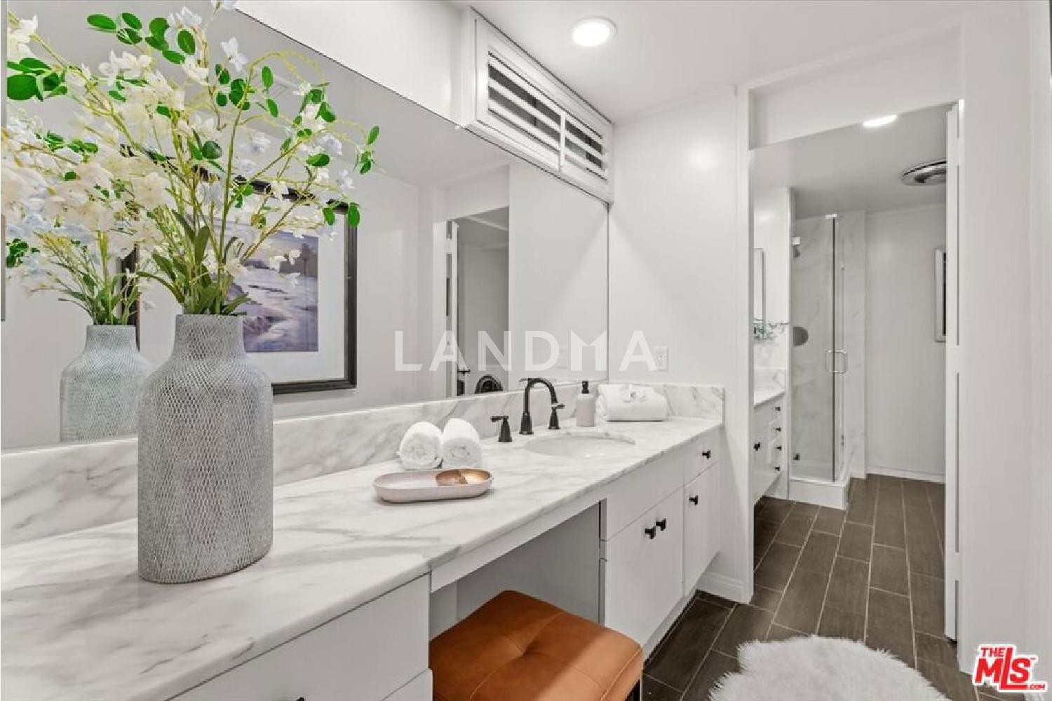 1333 S Beverly Glen Boulevard #405 官网图片 13