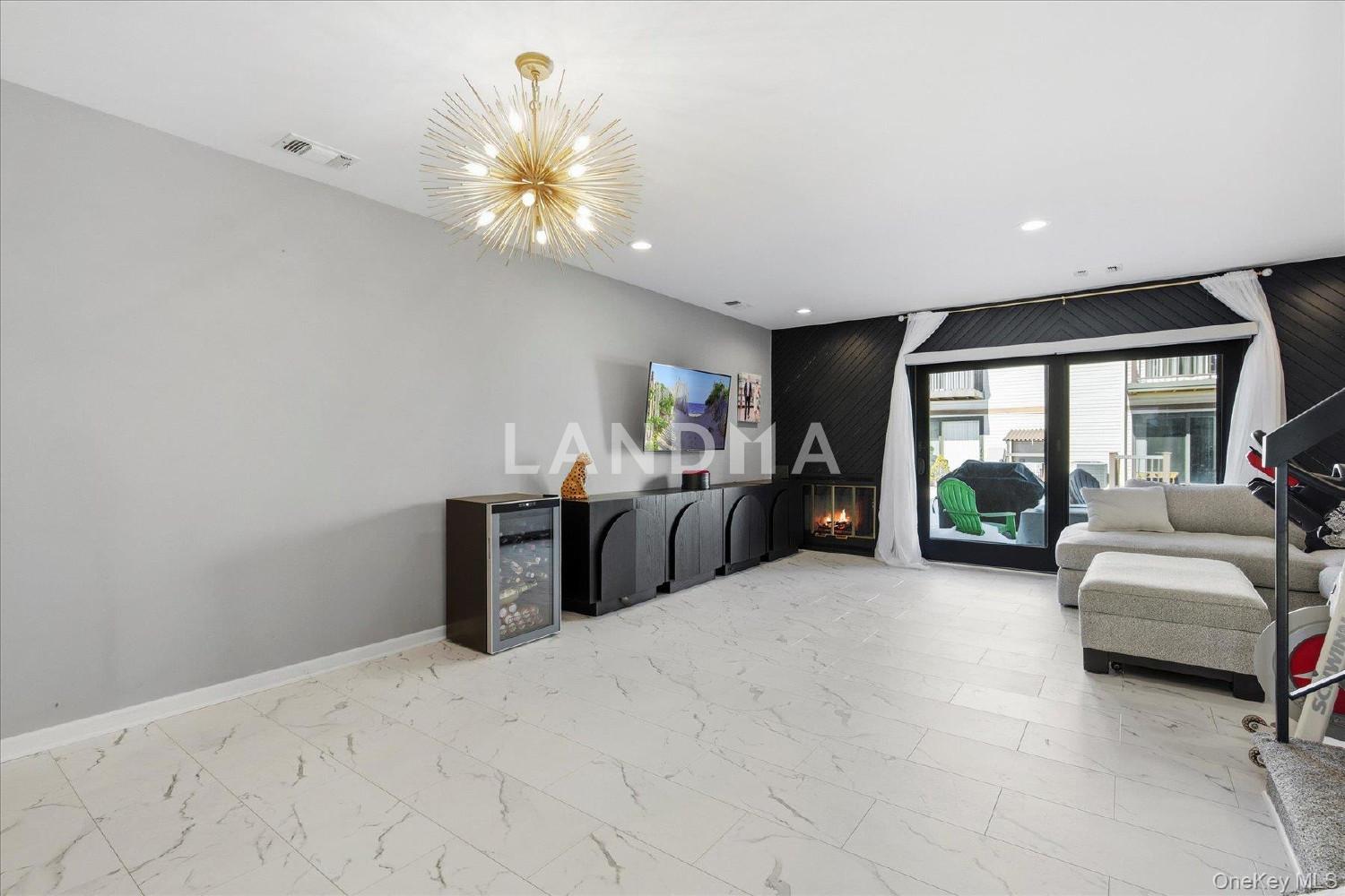 201 Poplar Court  Unit 201 官网图片 8