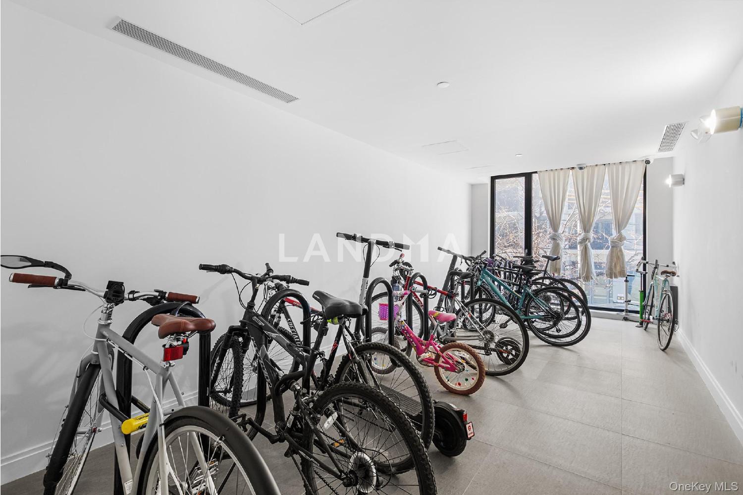 37-14 34th Street  Unit N3E 官网图片 14