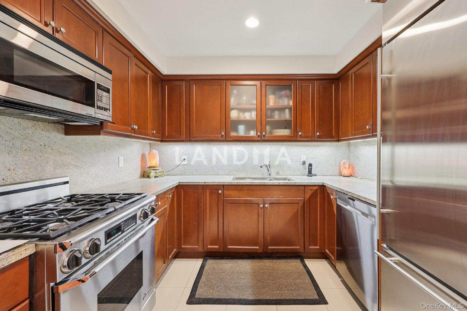 10 City Place  Unit 23F 官网图片 4