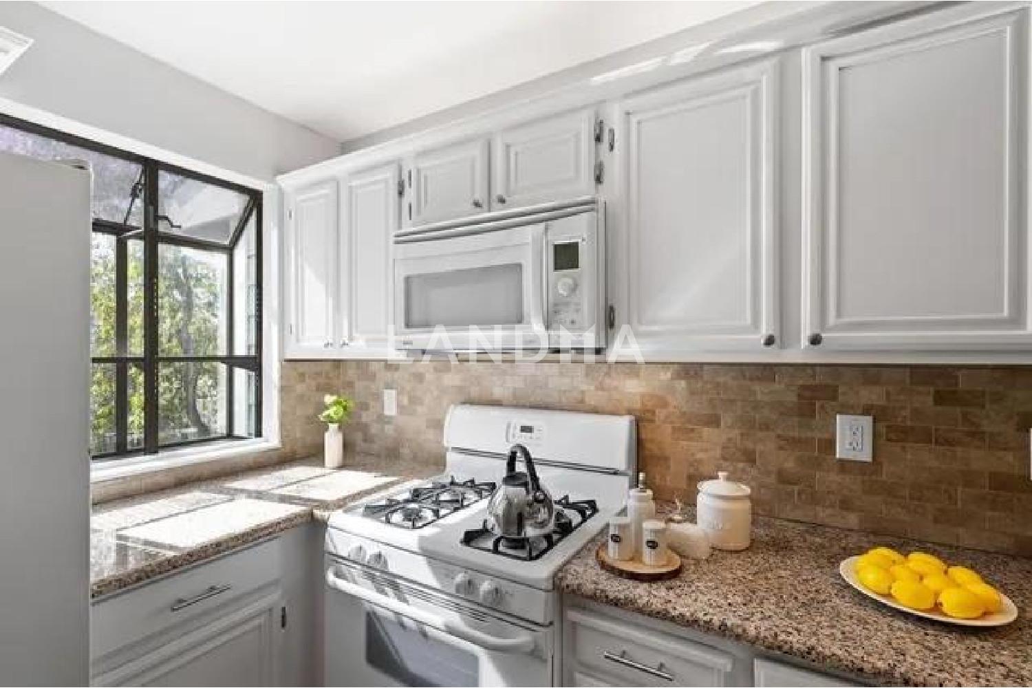 3517 Birchwood Terrace #204 官网图片 4