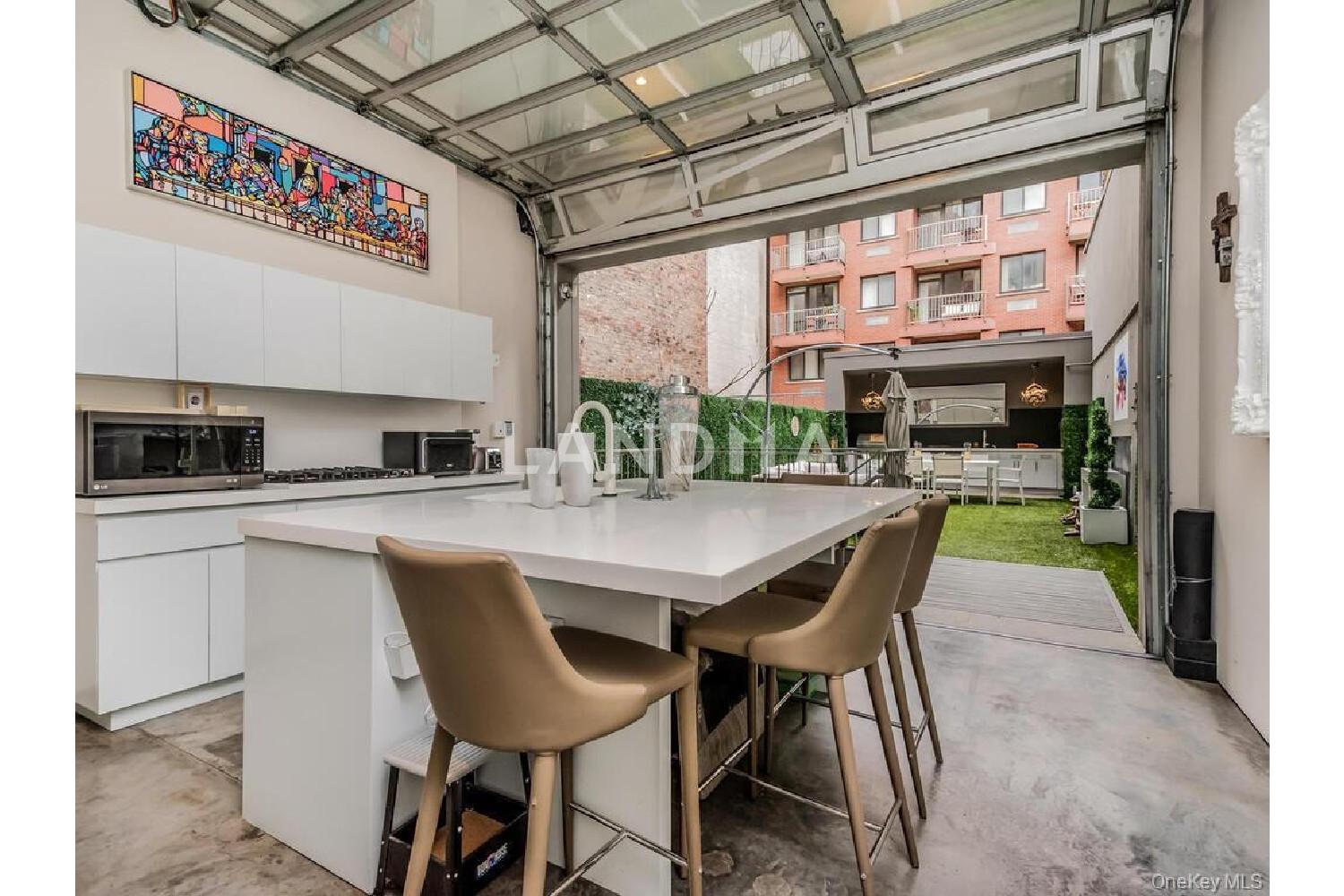 224 E 14th Street  Unit 1 官网图片 10