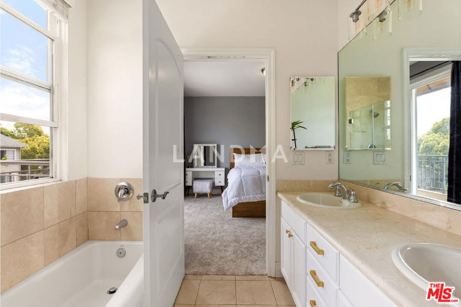11428 National Boulevard #101 官网图片 13