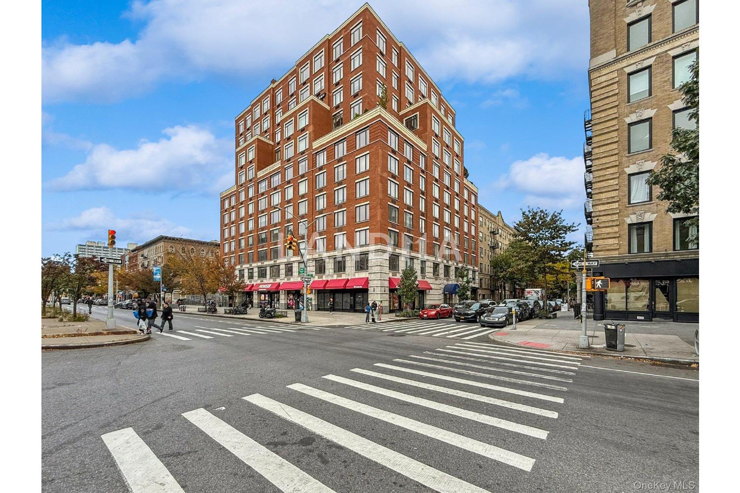 380 Malcolm X (The Lenox) Boulevard  Unit 7J 官网图片 3