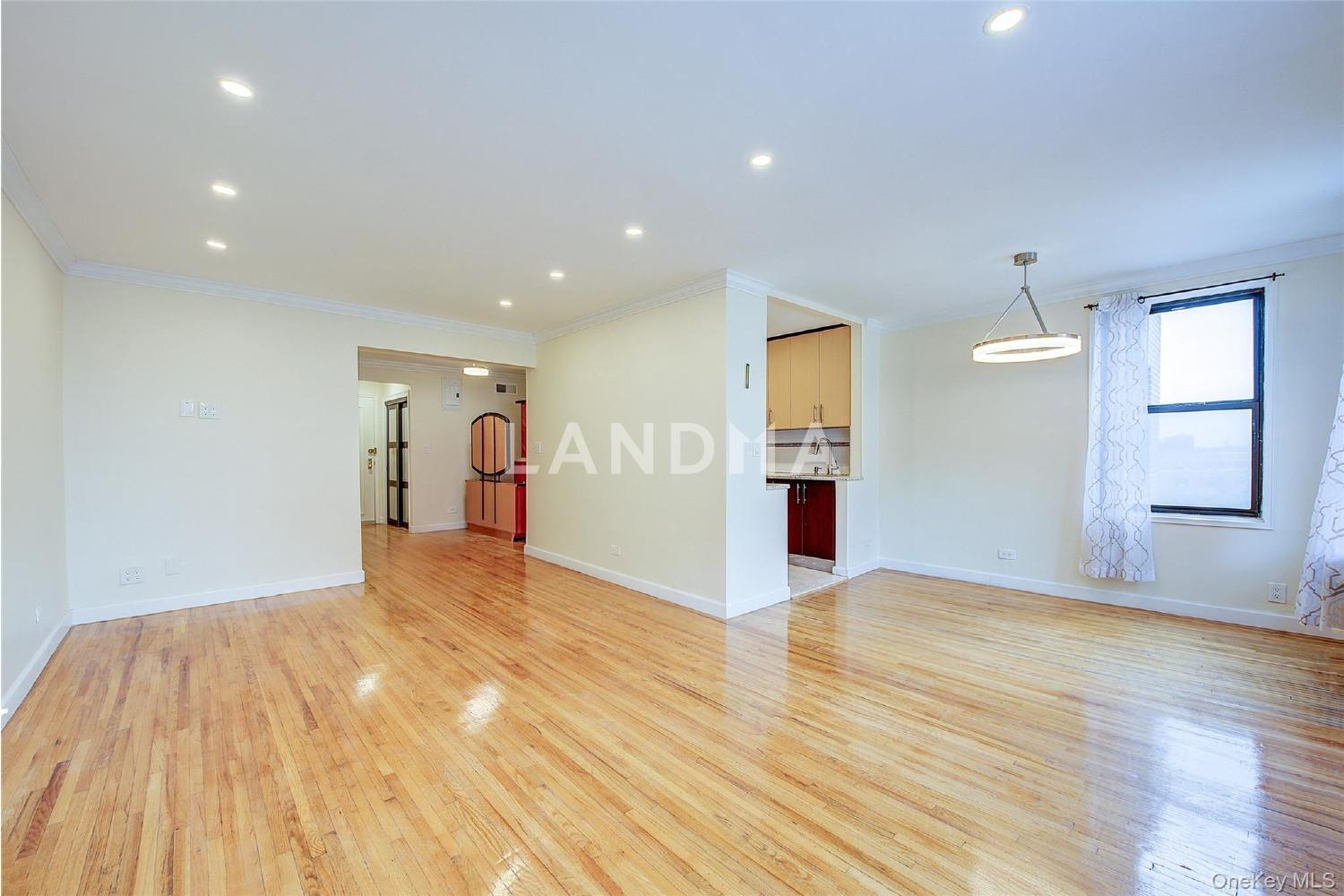 100-25 Queens Boulevard  Unit 7FF 官网图片 8