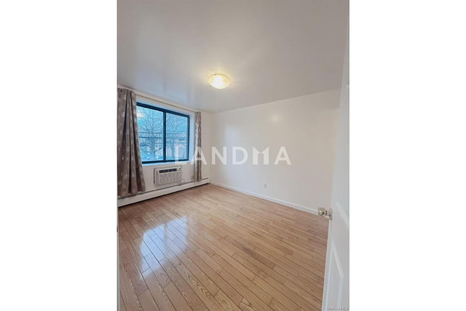 136-16 35TH Avenue  Unit 2B 官网图片 2