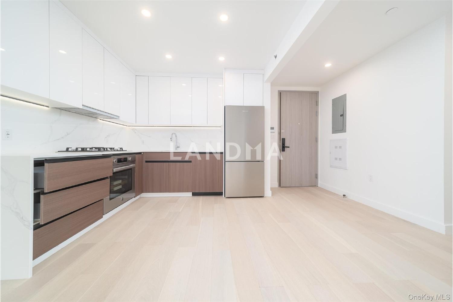 14449 Northern Boulevard  Unit 316 官网图片 8