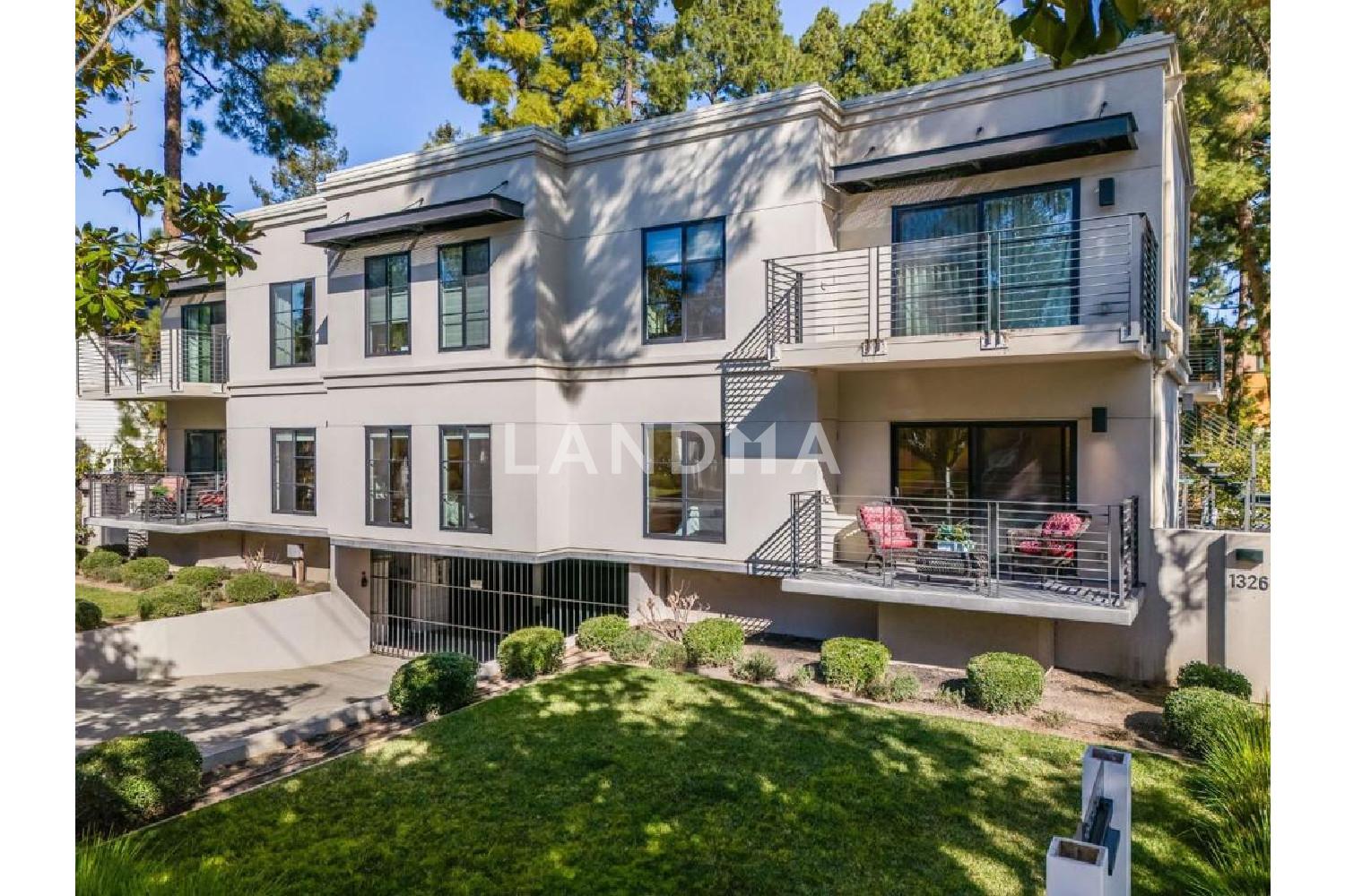 1326 Hoover Street #5