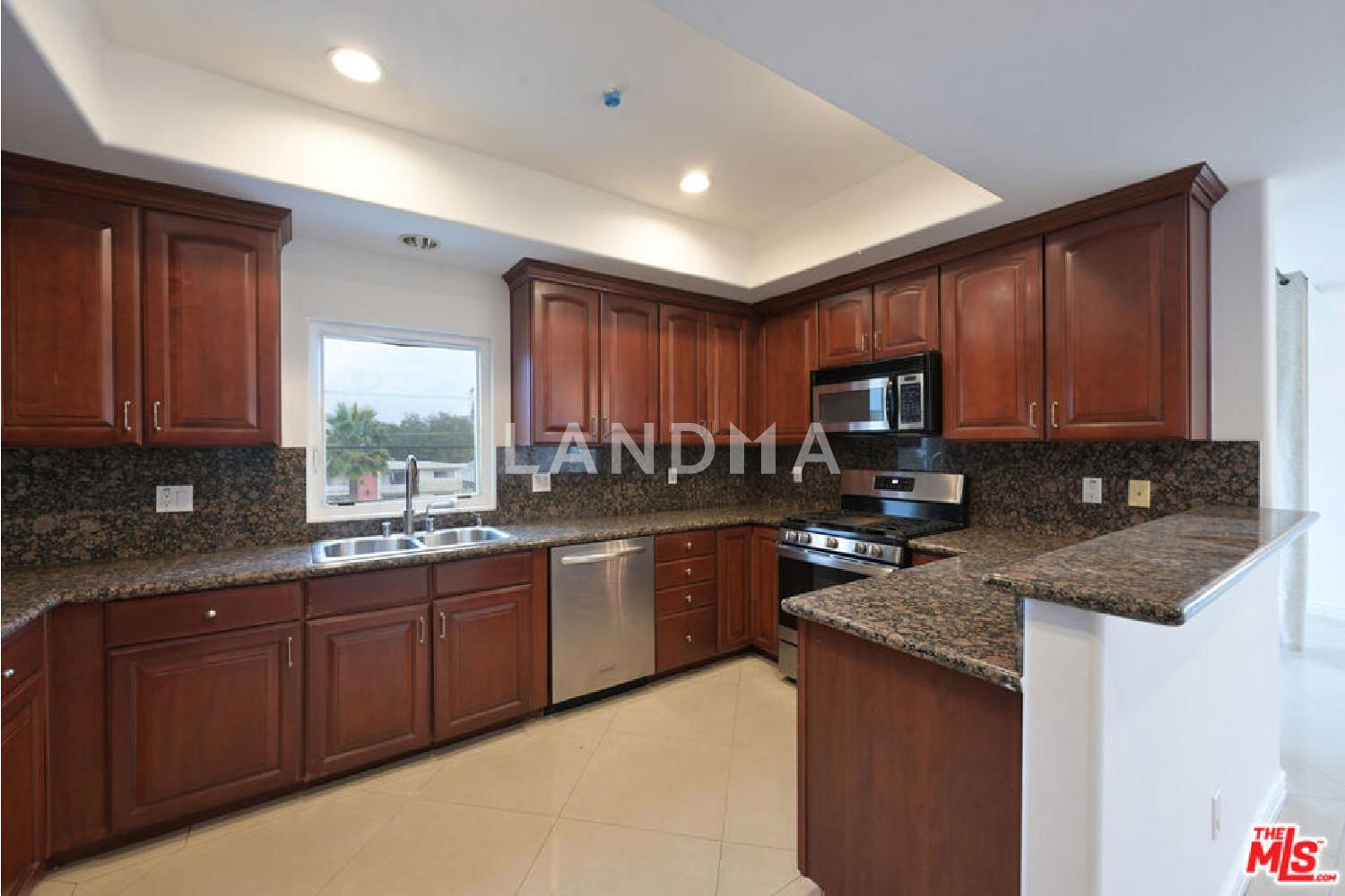 8555 Cashio Street #PH4 官网图片 27
