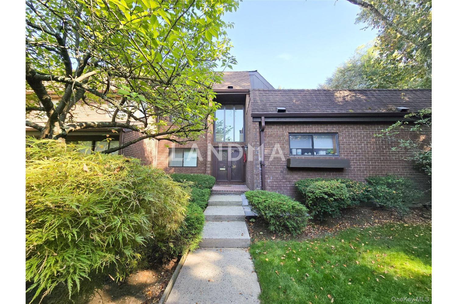 54 Acorn Ponds Drive  Unit 271