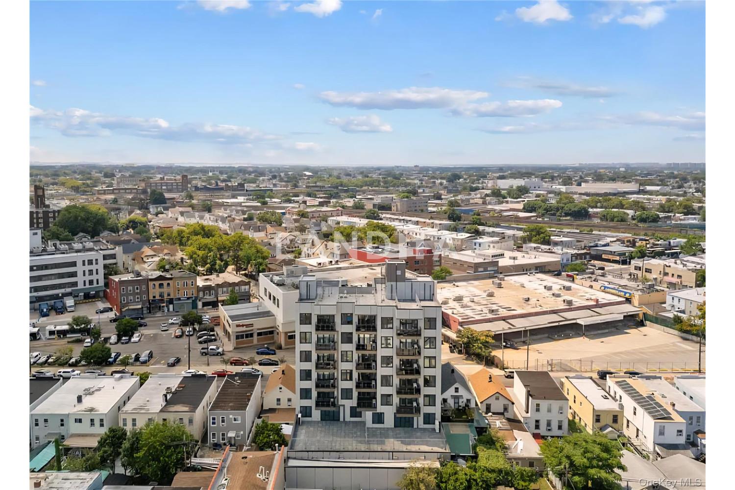 13243 Metropolitan Avenue  Unit 3E