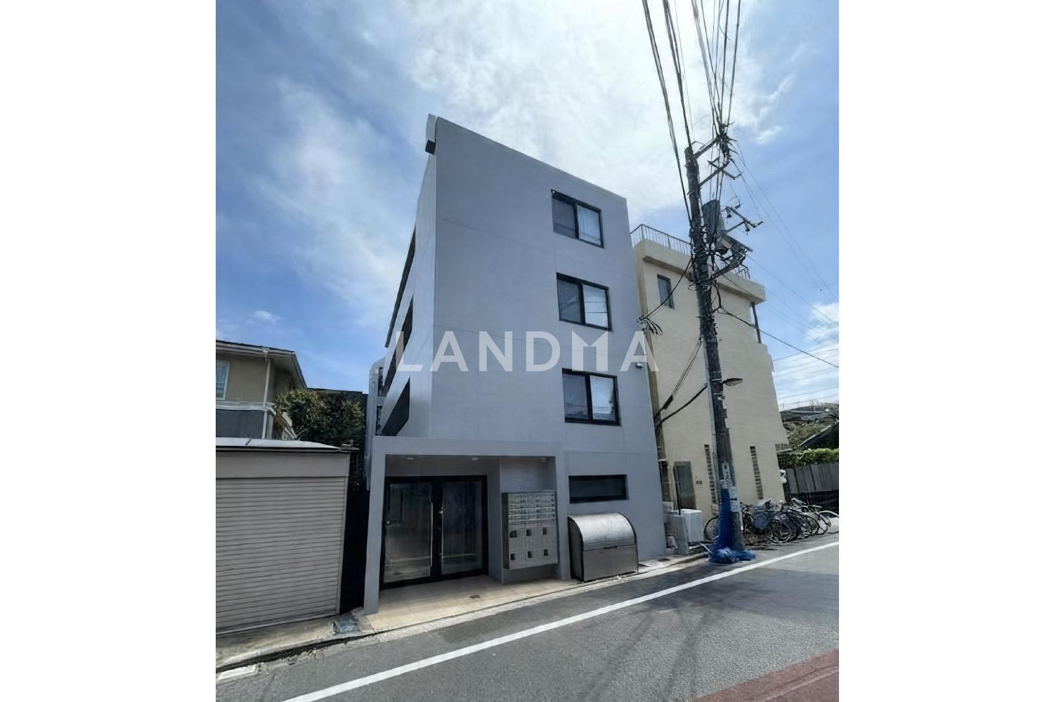東京都荒川区荒川一丁目58番2号 一棟売りマンション 151.96㎡