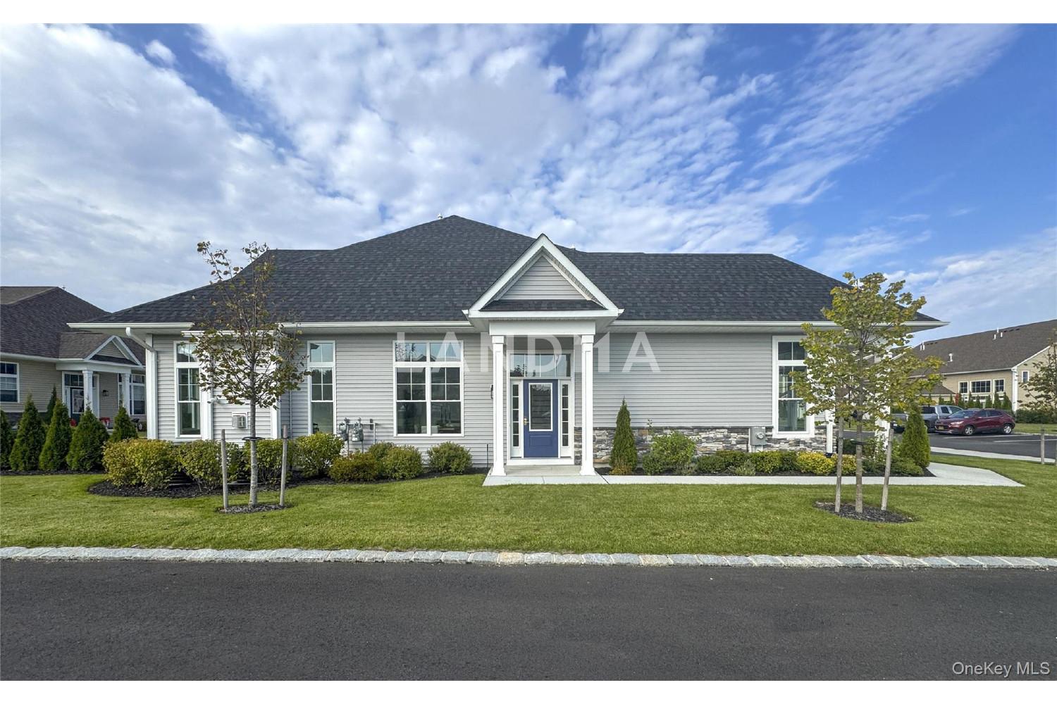 329 Silver Timber Drive  Unit 329 官网图片 2