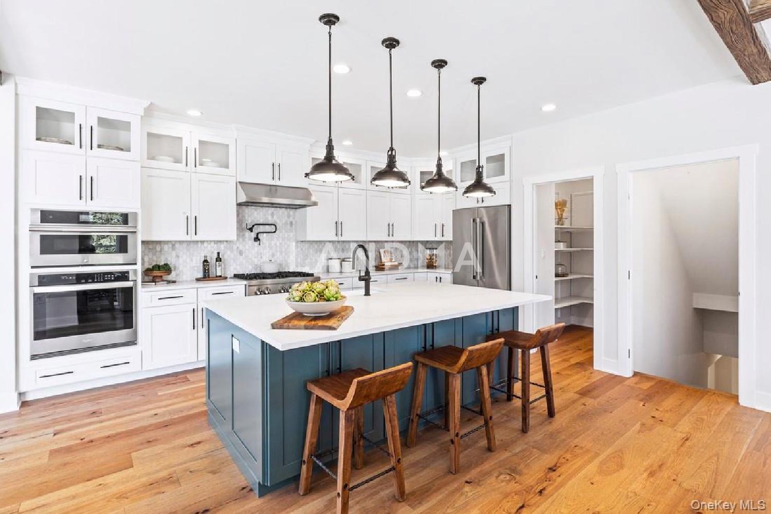 2080 Summit Loop  Unit 75