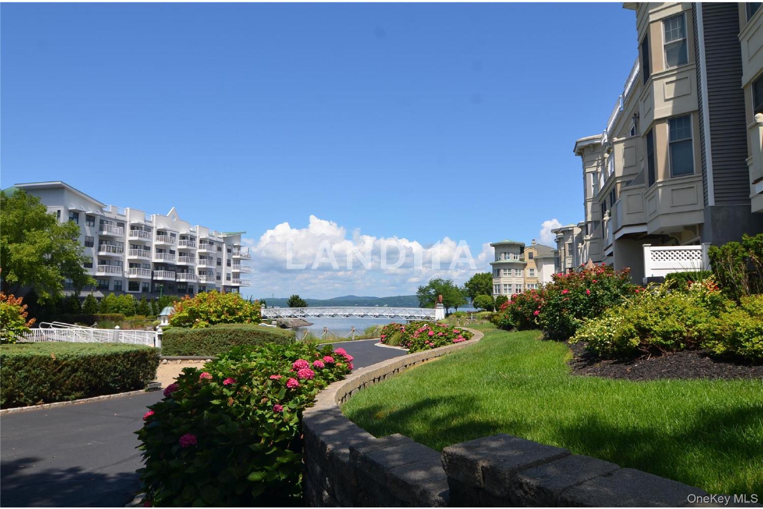 1308 Round Pointe Drive  Unit 1308 官网图片 3