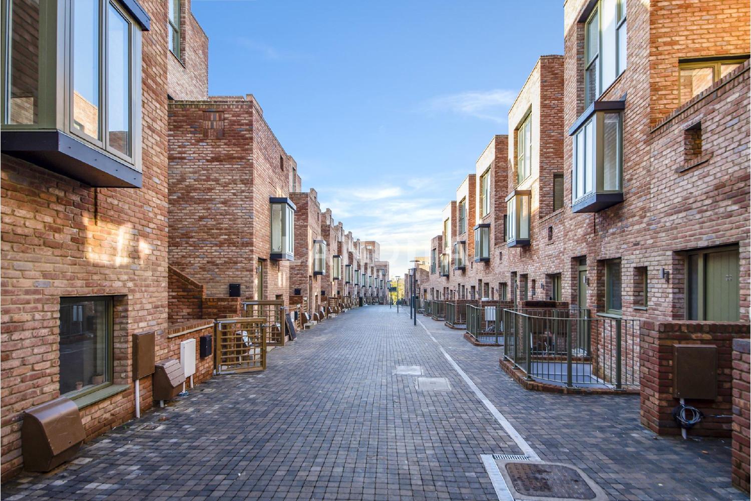 Plot 17J The London Mews 官网图片 7