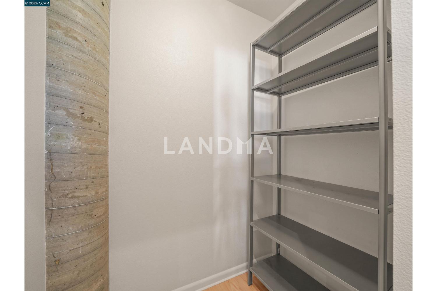 5855 Horton Street #526 官网图片 9