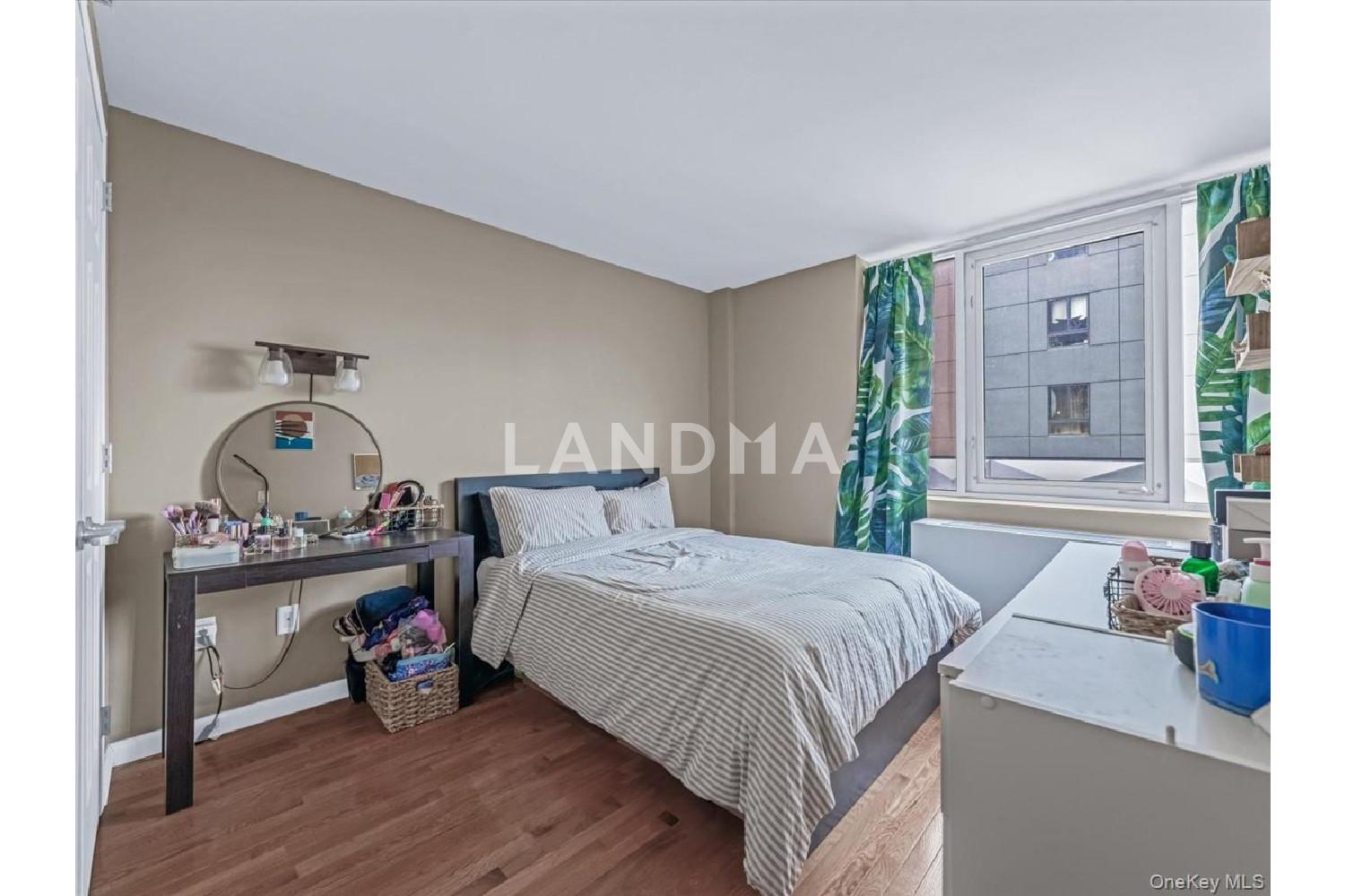 358 Grove Street  Unit 2E 官网图片 8