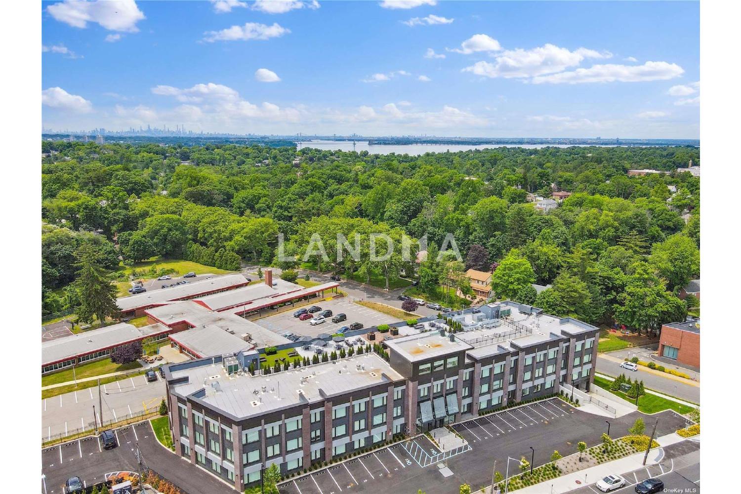 218 Middle Neck Road  Unit 110