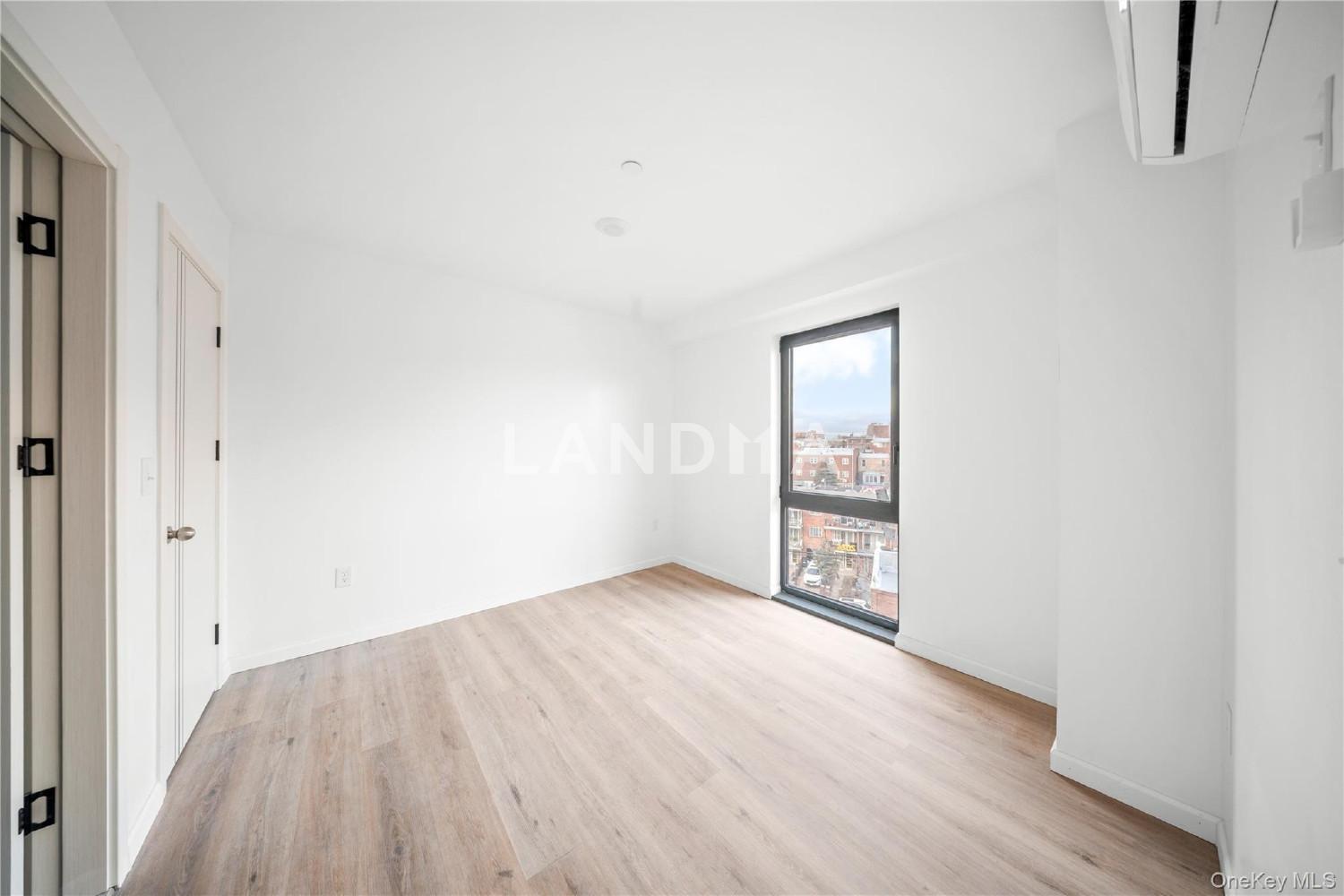 70-40 45 Avenue  Unit 7B 官网图片 7