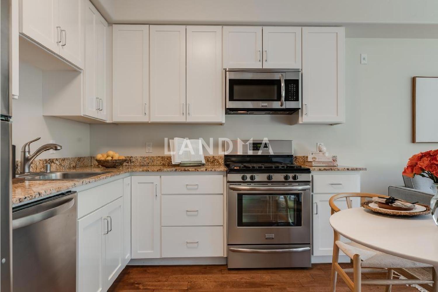 708 Frederick Street #204 官网图片 6