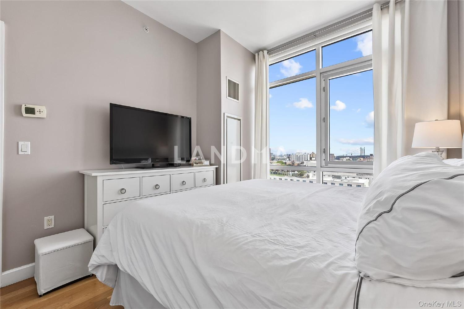 11-24 31st Avenue  Unit 12A 官网图片 16