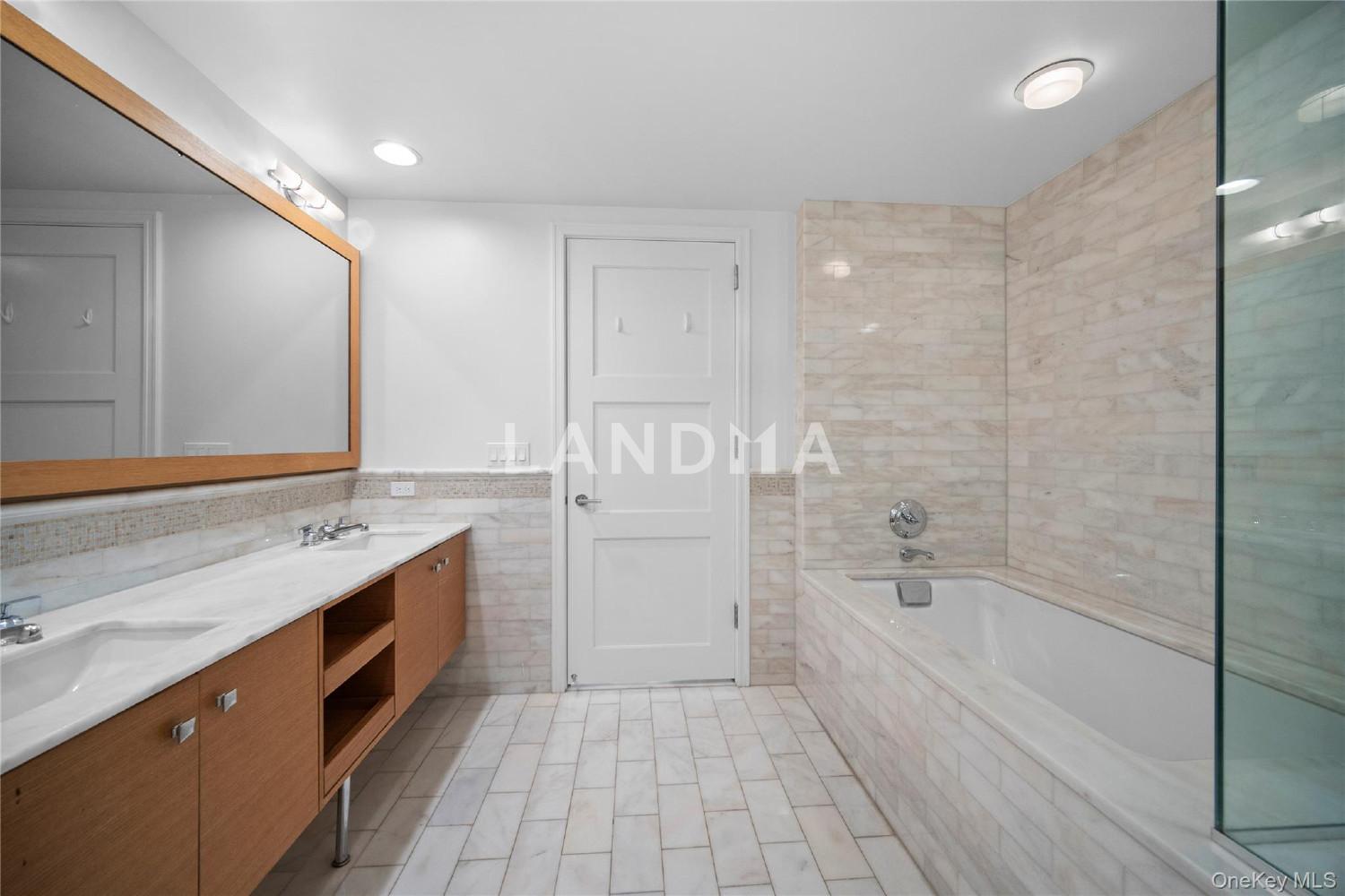 1 Renaissance Square  Unit 10B 官网图片 18
