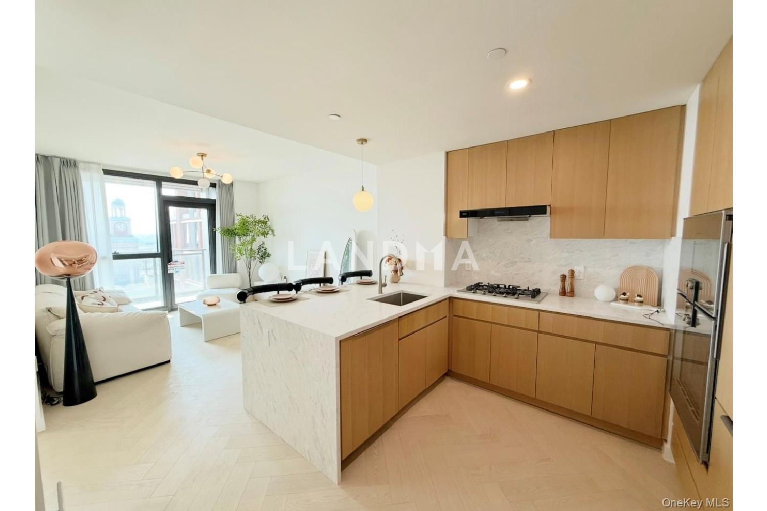 133-25 37 Avenue  Unit PH-F 官网图片 2