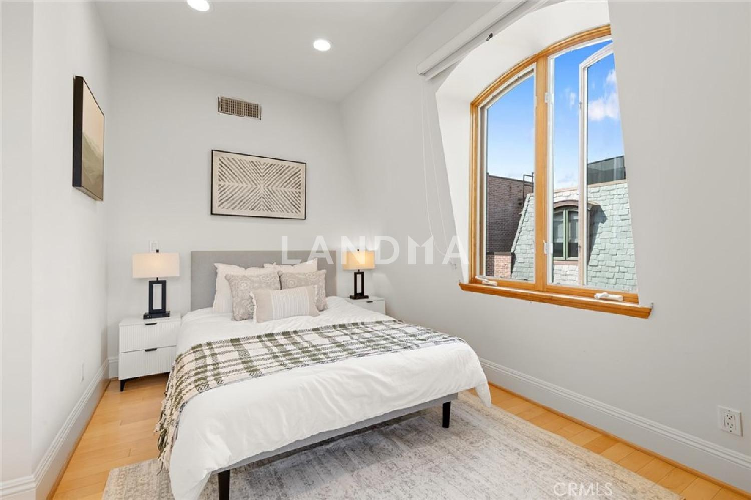 2323 S Beverly Glen Boulevard #9 官网图片 41