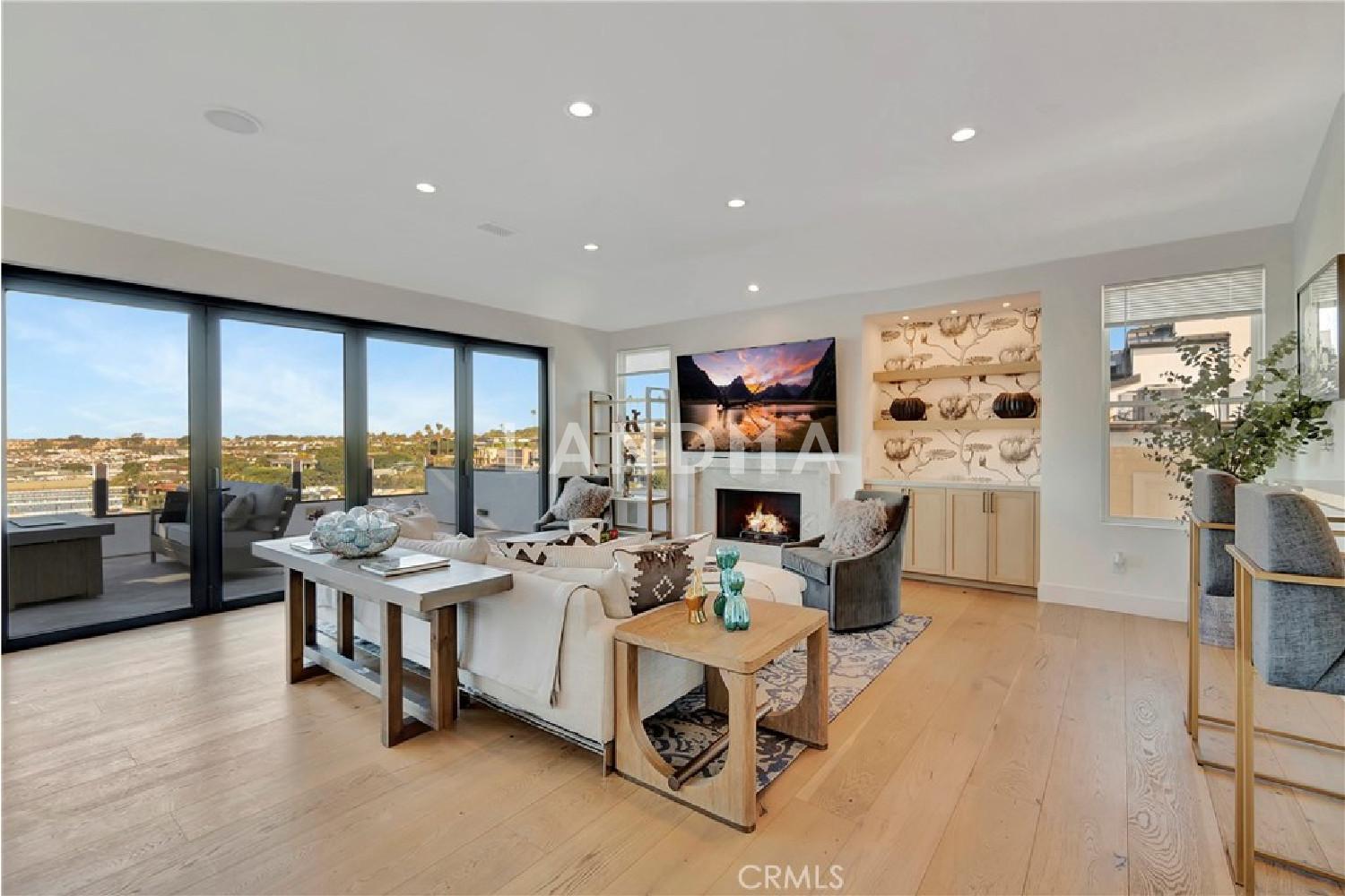 221 Carnation Avenue 官网图片 7