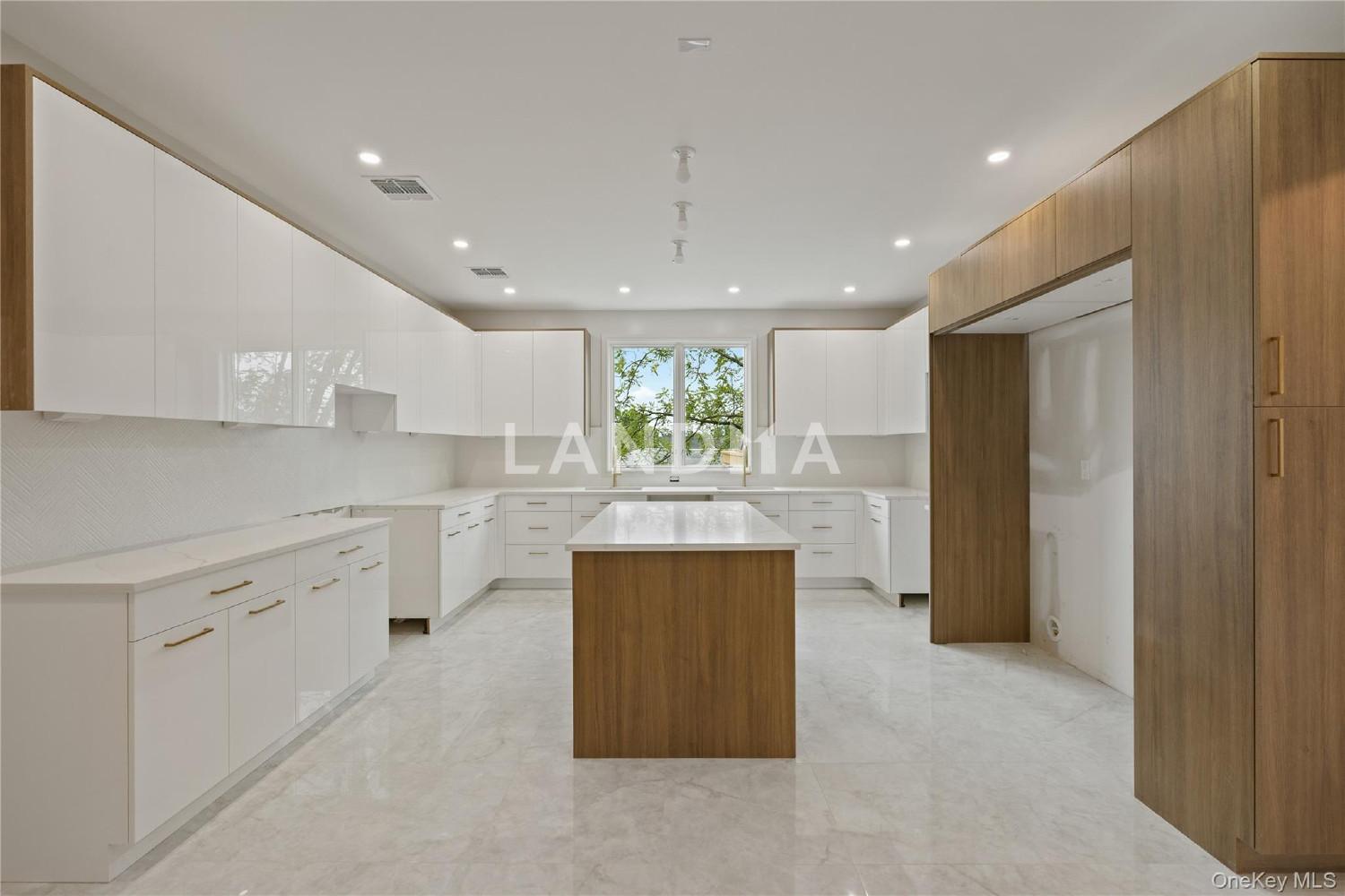15 Ridge Avenue  Unit 204 官网图片 30