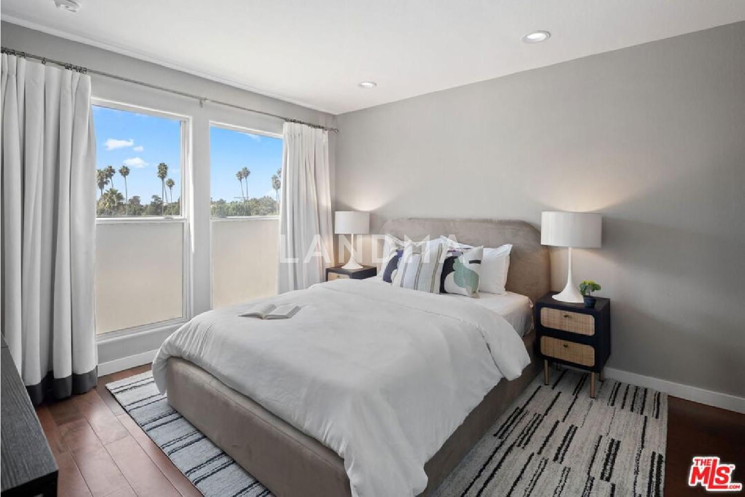 12011 Goshen Avenue #301 官网图片 22
