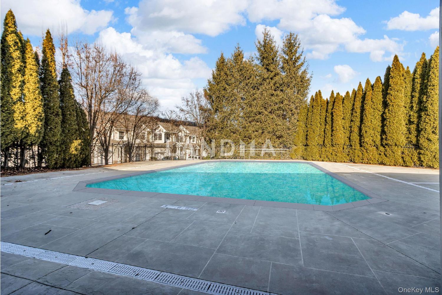 2 Bethpage Court 官网图片 48