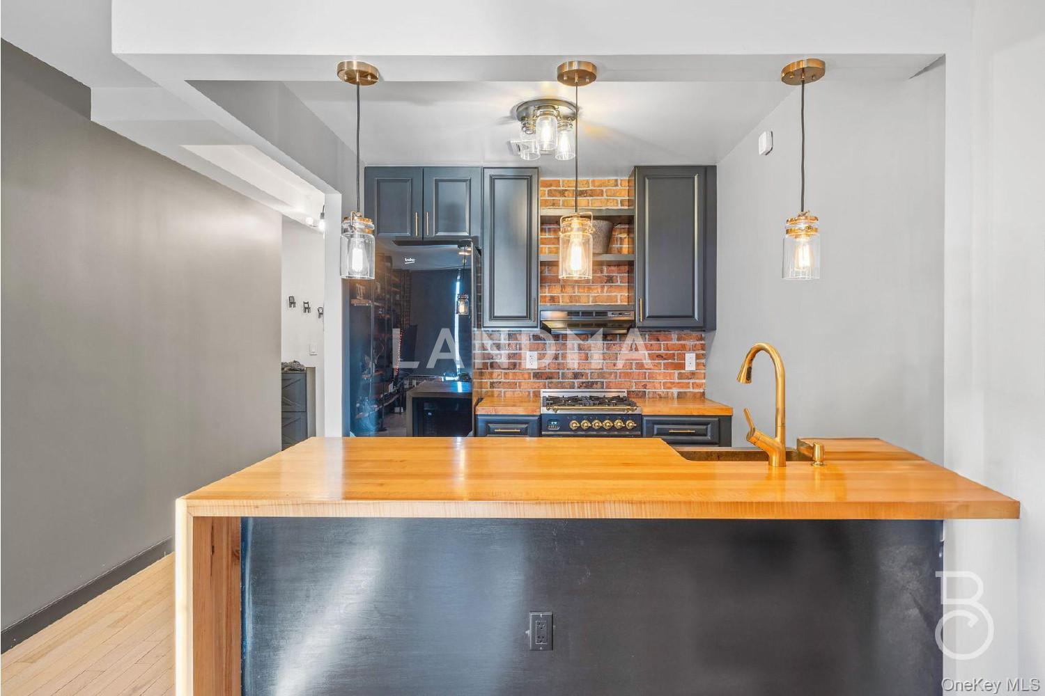 25-25 Newtown Avenue  Unit 4B 官网图片 8