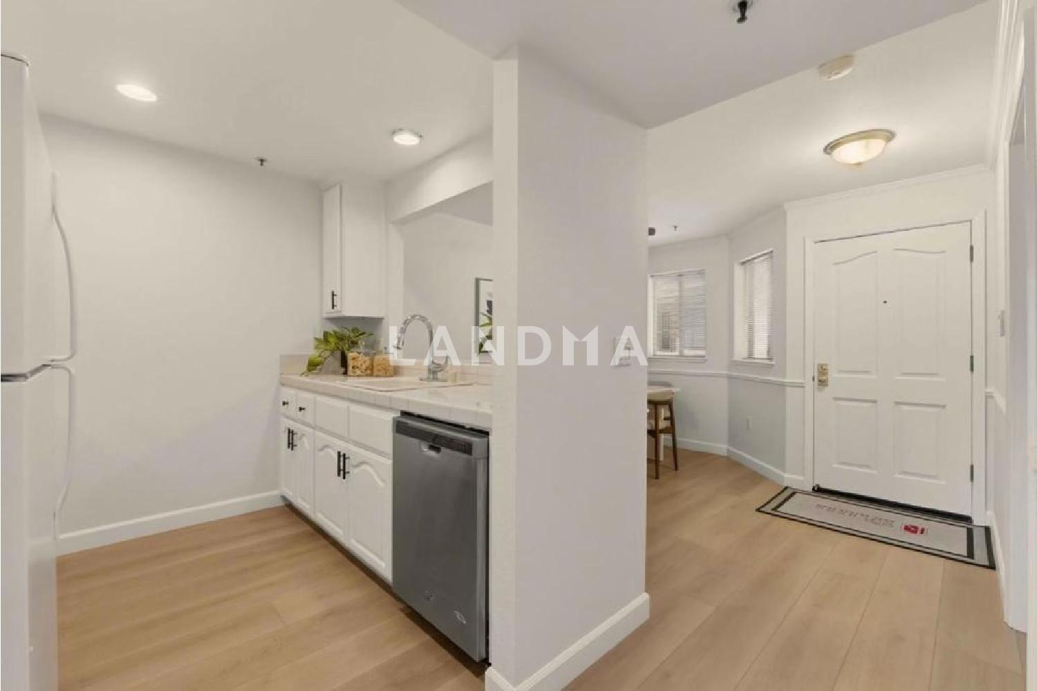 576 W Parr Avenue #3 官网图片 8
