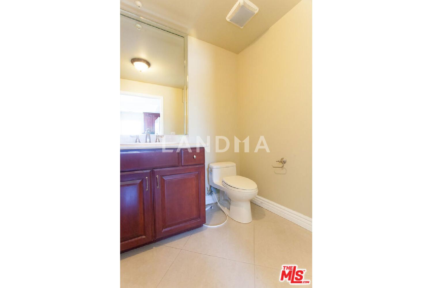 8555 Cashio Street #PH4 官网图片 10