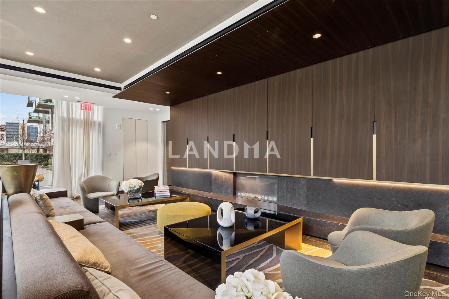 13327 39th Avenue  Unit 3H 官网图片 21