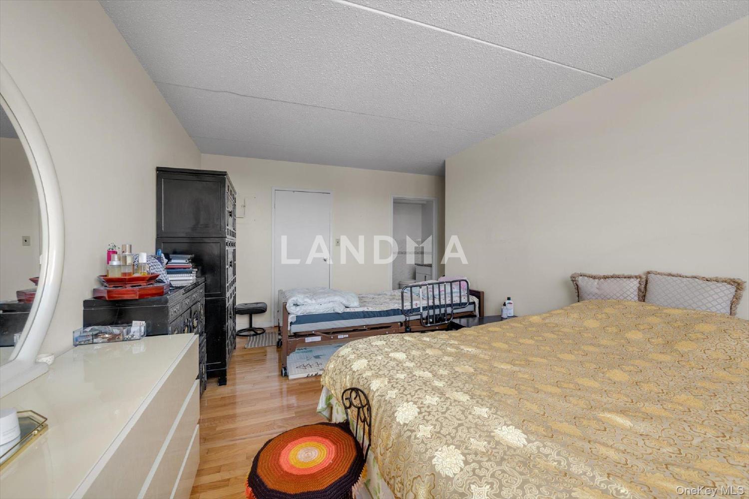 14477 Roosevelt Avenue  Unit 5C 官网图片 12