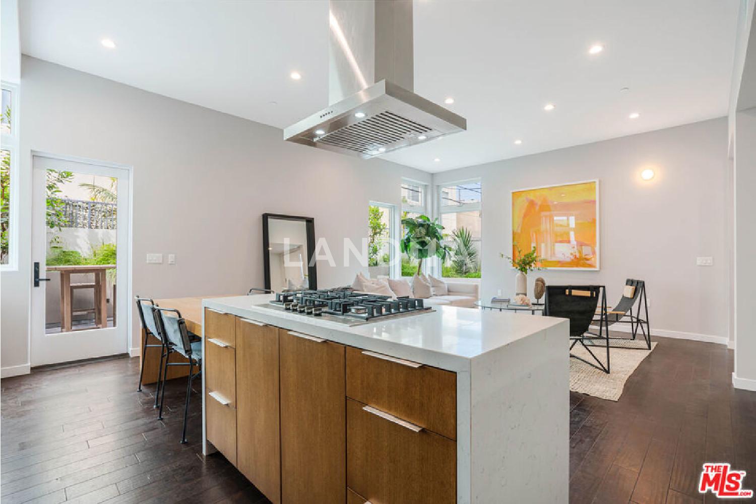 1729 S Barrington Avenue #2 官网图片 7