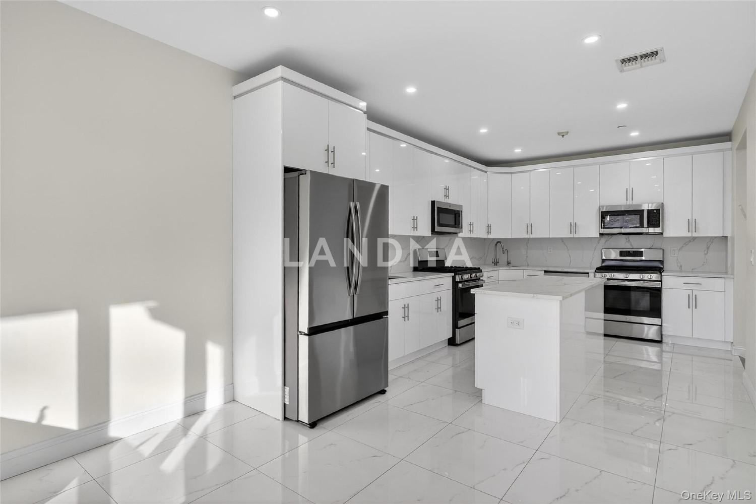 2 Bluefield Drive  Unit 103 官网图片 17