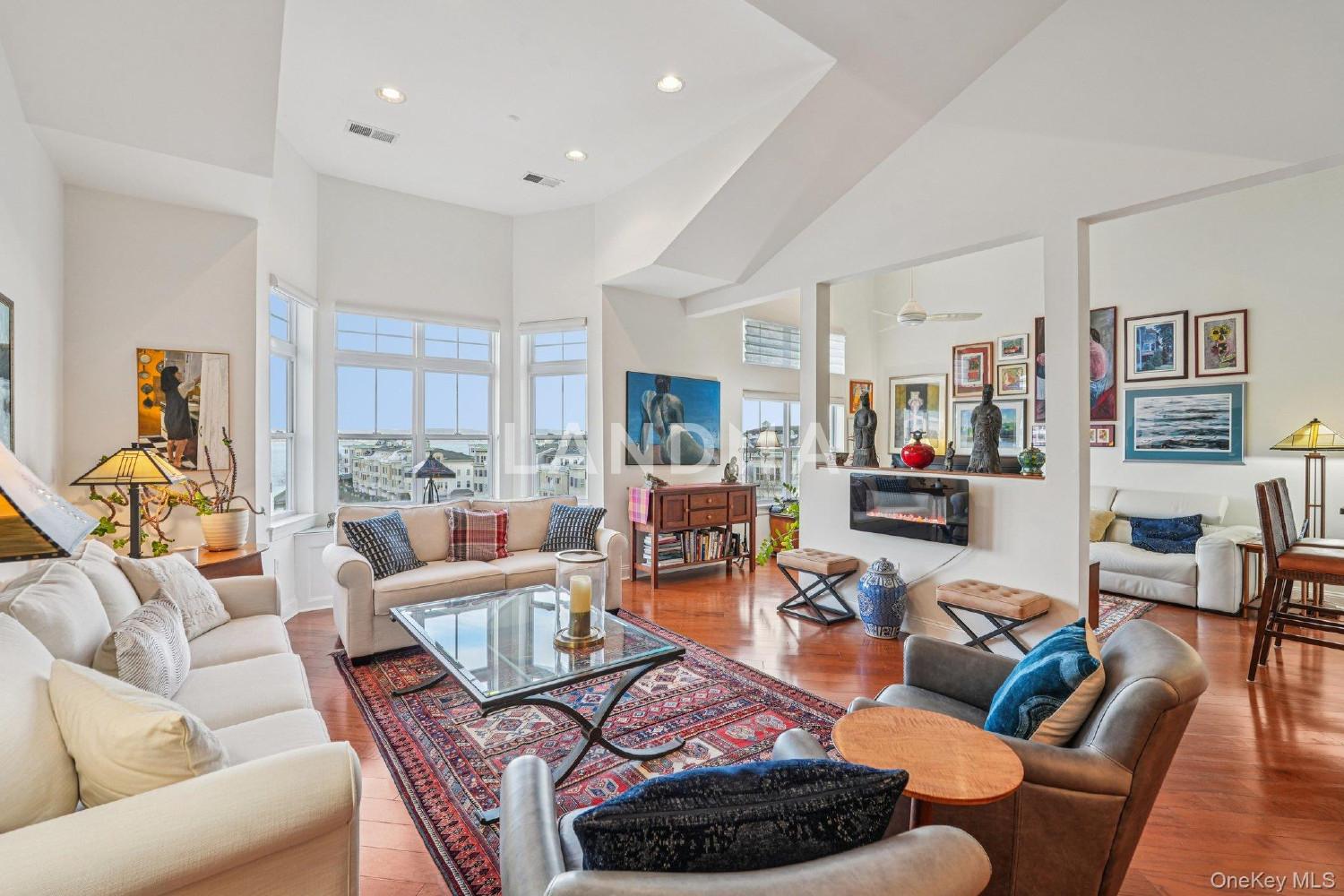 1414 Round Pointe Drive  Unit 1414 官网图片 3