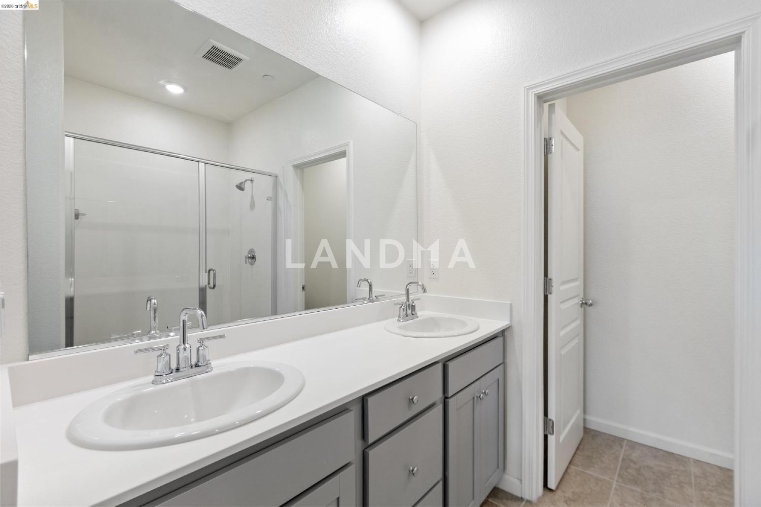 16306 RIDGEHAVEN DR #UNIT 104 官网图片 32