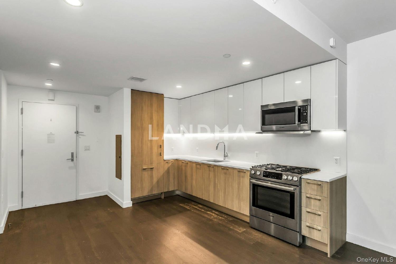 131-03 40th Road  Unit 10E 官网图片 5