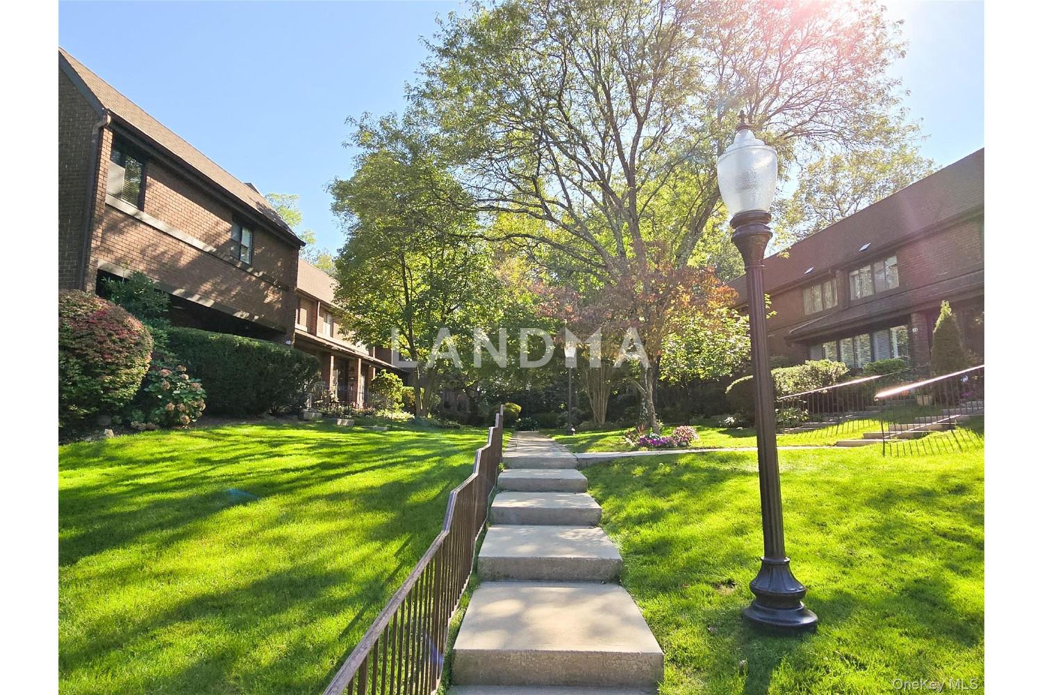54 Acorn Ponds Drive  Unit 271 官网图片 2