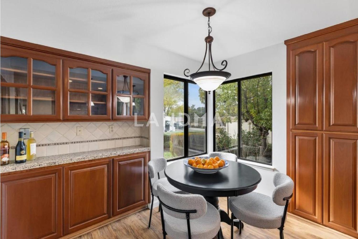 8449 Traminer Court 官网图片 18