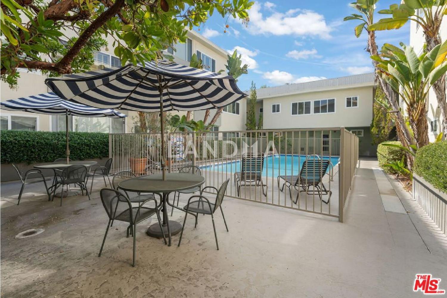 1525 N Hayworth Avenue #302 官网图片 49