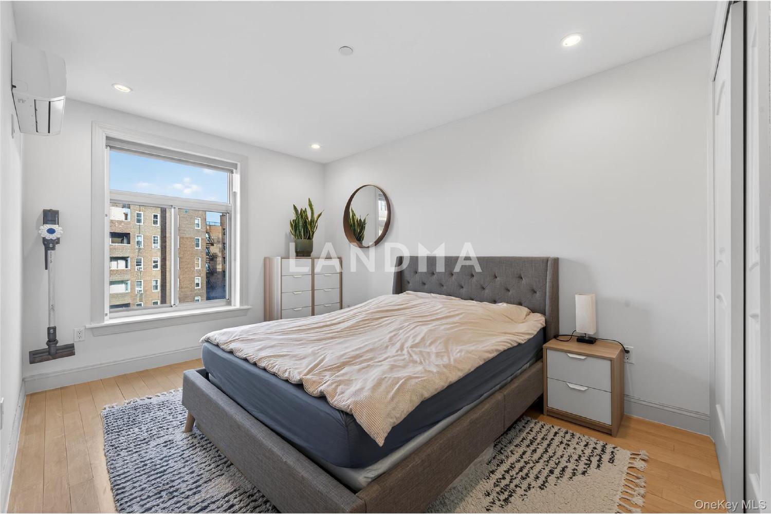 6538 Austin Street  Unit 5G 官网图片 6