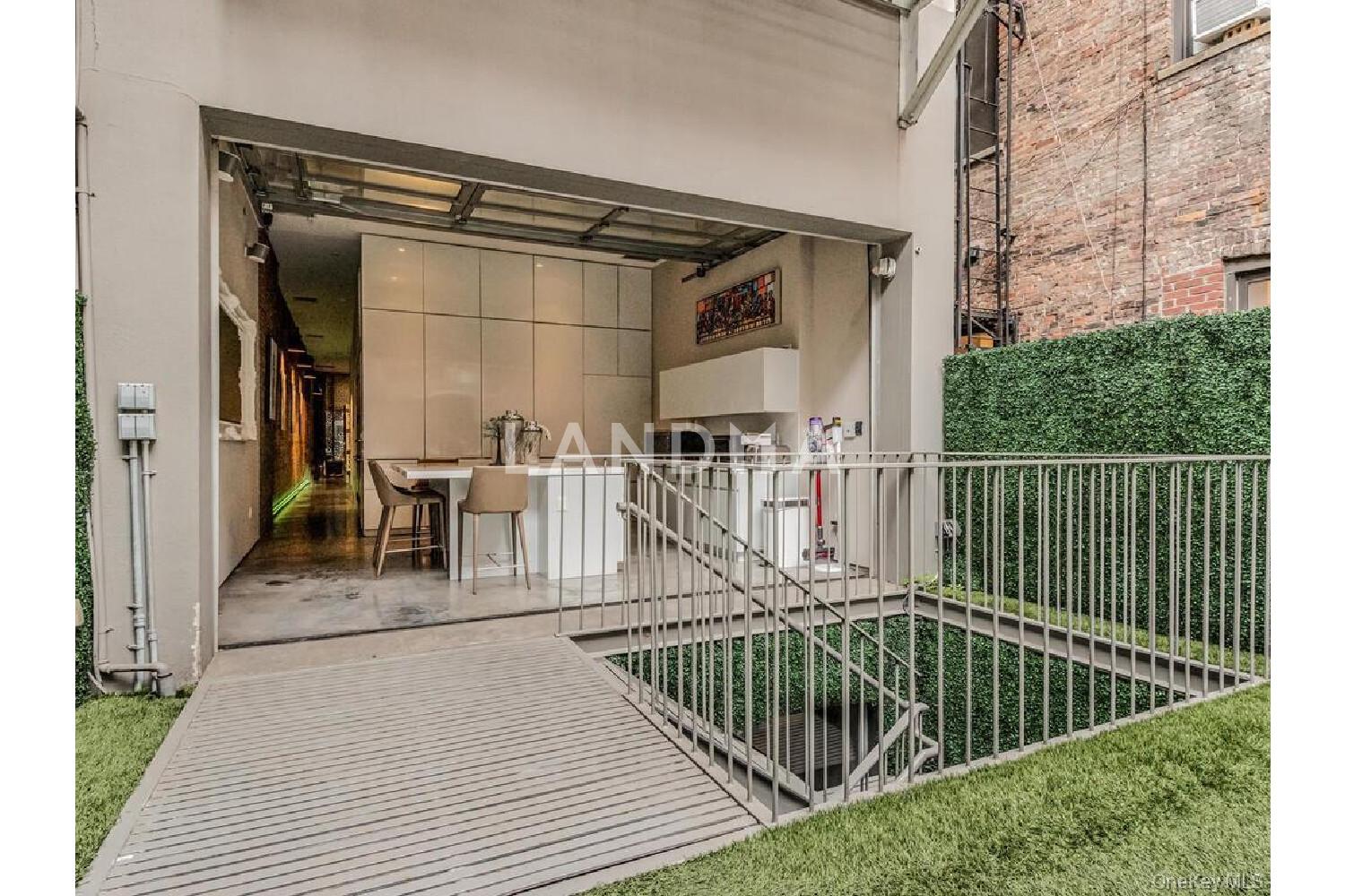 224 E 14th Street  Unit 1 官网图片 11